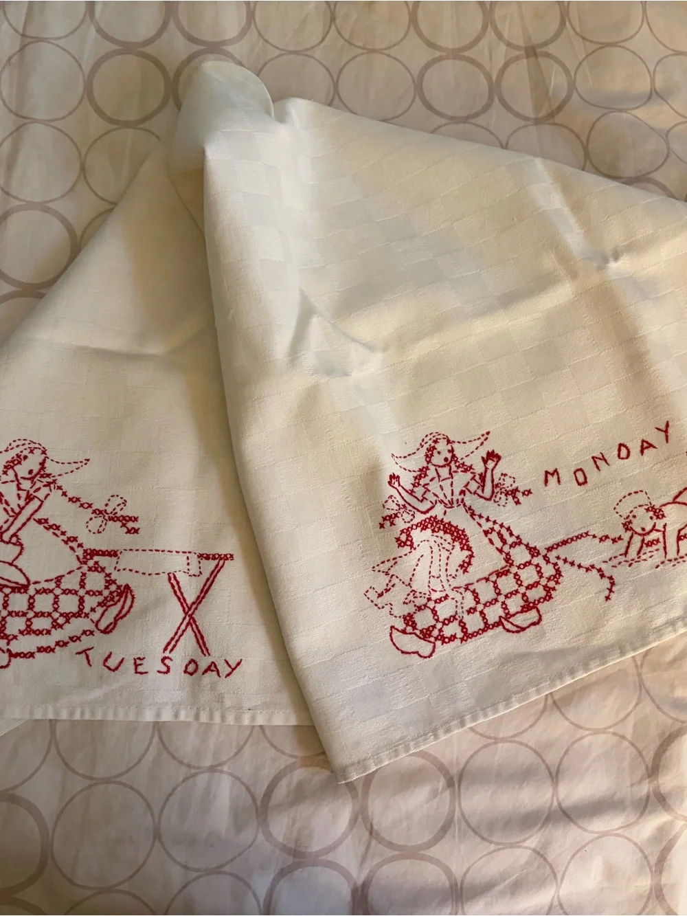 Vintage Red Embroidered Days of Week Kitchen Towel. Set of 4
